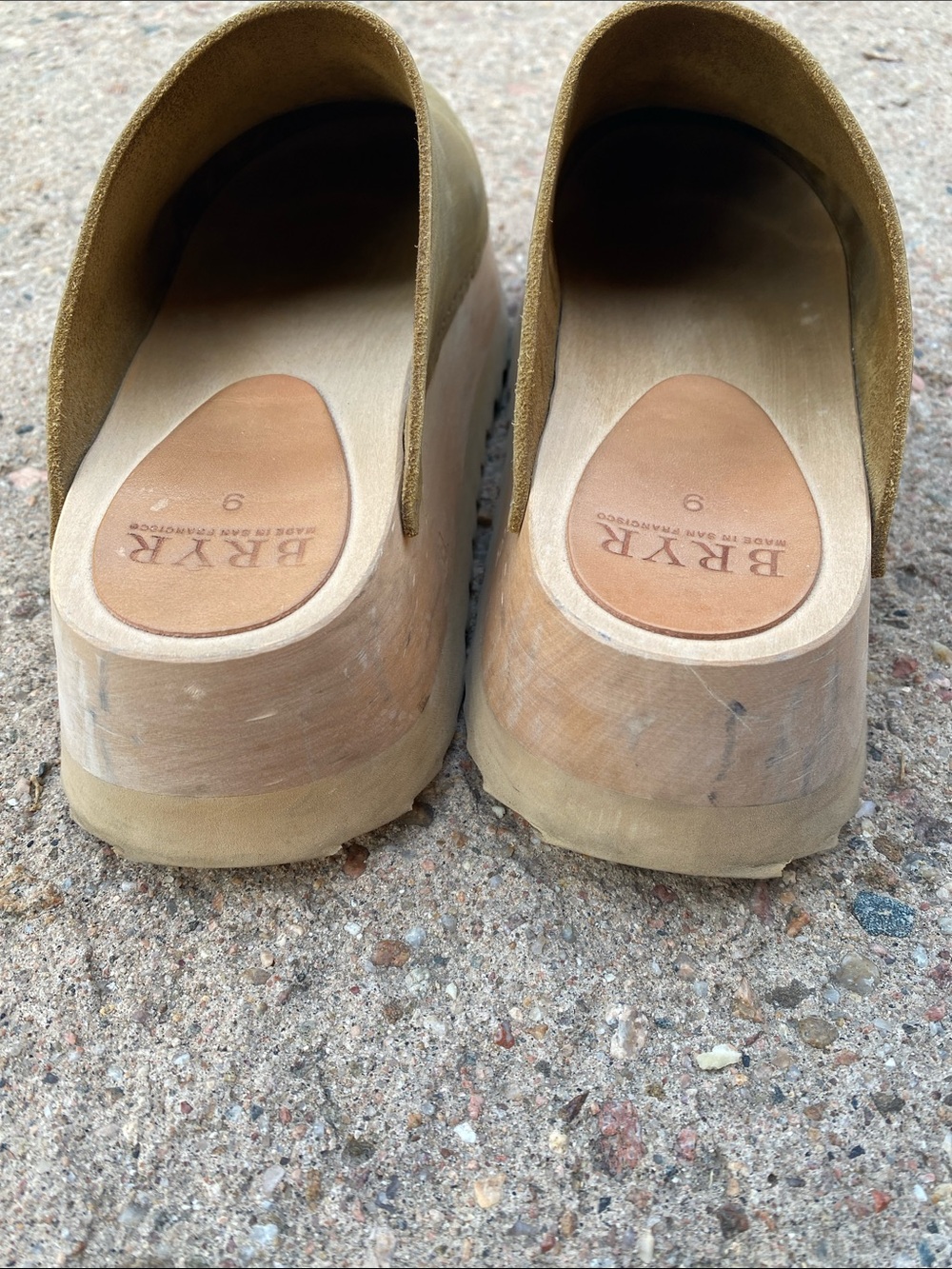 BRYR Clog - Picture 4 of 7